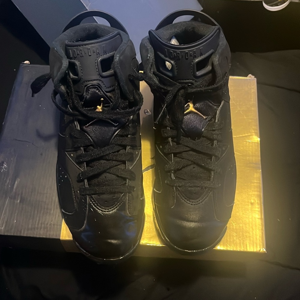 Used Jordan 6’s.